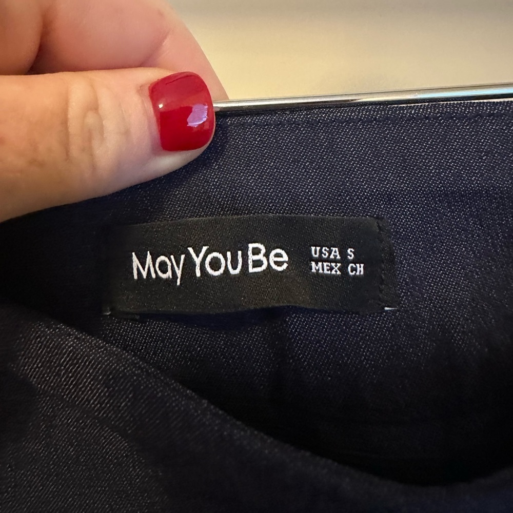 Women’s Pants - Picture 4 of 5